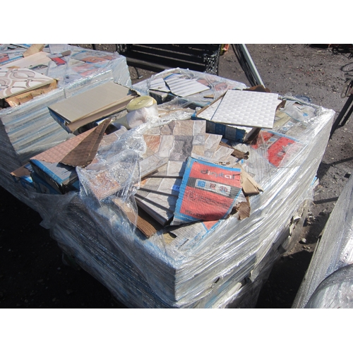 3591 - A pallet of boxed decorative ceramic tiles a/f       (R) £50