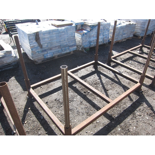 3604 - A box steel pallet