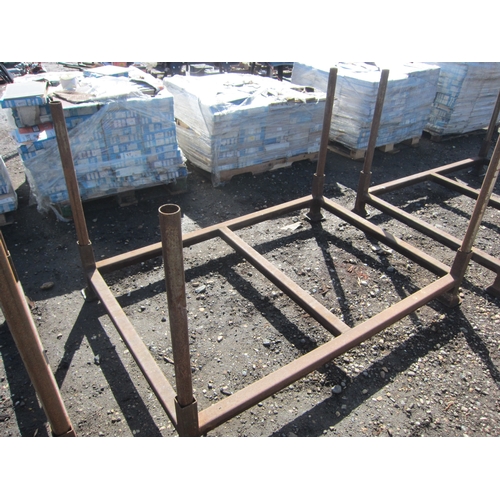 3605 - A box steel pallet