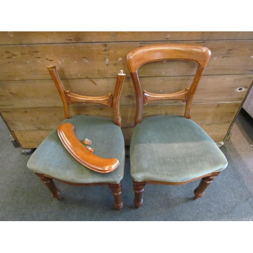 1116 - A set of six Victorian mahogany dining chairs, velour upholstery, turned front legs. All a/f    (E) ... 