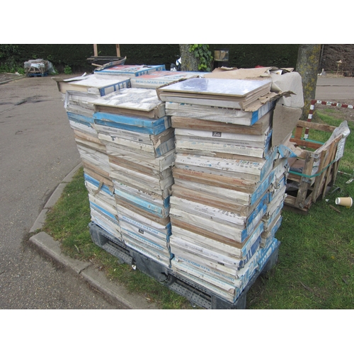 3633 - A pallet of ceramic tiles    (R) £0       (E) £10-20