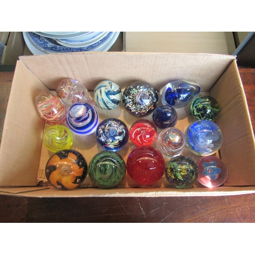 1177 - A box containing various paperweights (18)