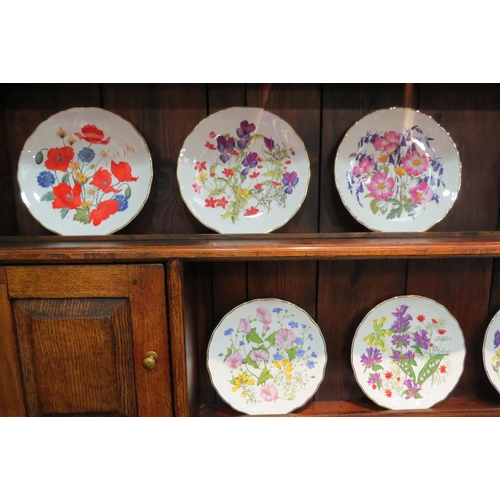 4044 - Eight Royal Albert limited edition collectors plates depicting still life of flowers