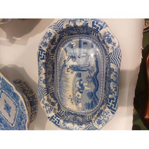 4116A - A collection of Spode blue and white transfer wares to include a soup tureen lacking lid and three v... 