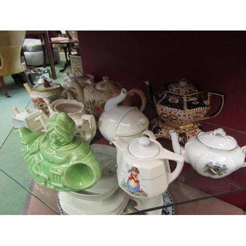 4221 - Ten various teapots to include a Lingard 