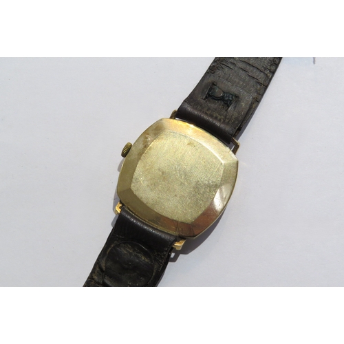 8123 - A 9ct gold Rotary 17 jewel Incabloc manual wind wristwatch with worn leather strap