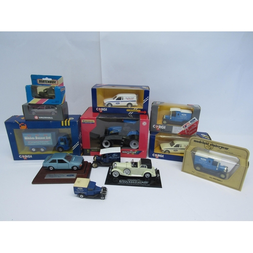 7248 - Eight assorted boxed diecast vehicles to include Britains 1:32 scale 42112 New Holland T8040 Tractor... 