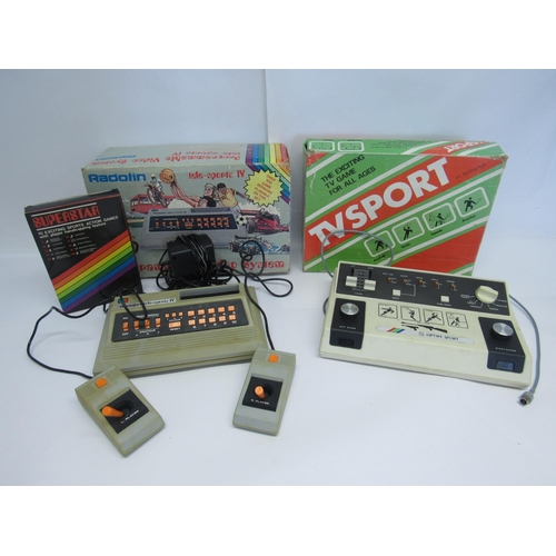 7011 - Two boxed vintage electronic TV games to include Radofin Tele-Sports IV and Technigraph TV Sport (2)