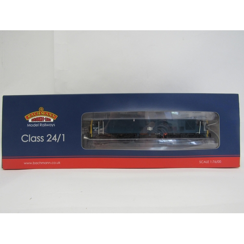 7406 - A boxed Bachmann Branch-Line 00 gauge model railway 32-442 Class 24/1 diesel locomotive '24137' in B... 