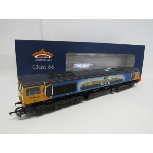 7386 - A boxed Bachmann Branch-Line 00 gauge model railway 32-727WDC Class 66 diesel locomotive 'Sorrento',... 