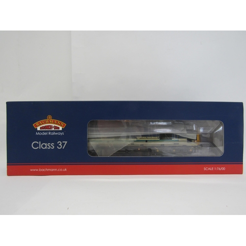 7387 - A boxed Bachmann Branch-Line 00 gauge model railway 32-376A Class 37 diesel locomotive 37422 'Robert... 