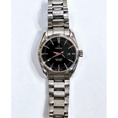 8170 - An Omega seamaster Aqua Terra gentleman's stainless steel quartz wristwatch with black dial, silvere... 