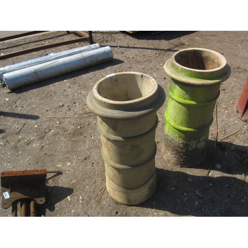 3598 - A cannon top chimney pot   (E) £15-30