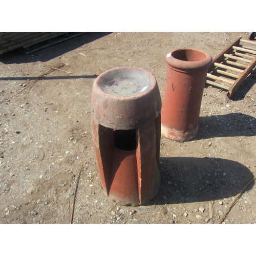 3600 - A chimney pot       (E) £15-30