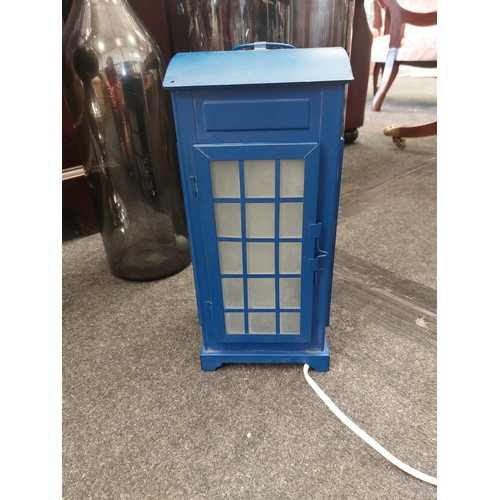 1492 - A Doctor Who TARDIS style table lamp  (E)  £10-15