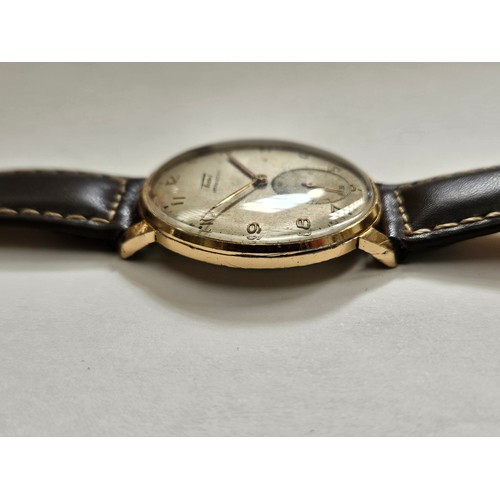 8174 - A vintage Tissot Jumbo gents wristwatch, it has an off-white dial with Arabic numeral hour markers a... 