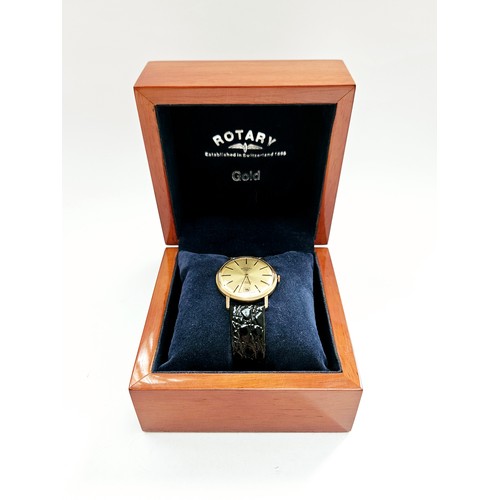 8193 - A Rotary 9ct gold cased manual wind gentleman's wristwatch, champagne dial with date at 6 o' clock, ... 