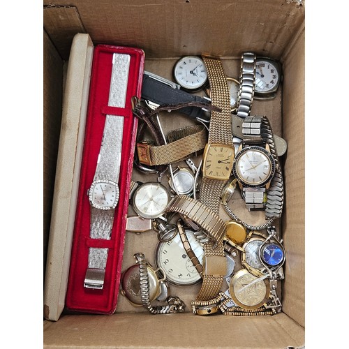 8196 - A group of mixed watches including gold plated examples Timex Snoopy, Pulsar, Elle, Atlantic, Omnia,... 