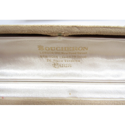 9329 - A Boucheron Paris 18ct gold bracelet with heavy oval textured links, French gold marks, 20cm long, 1... 