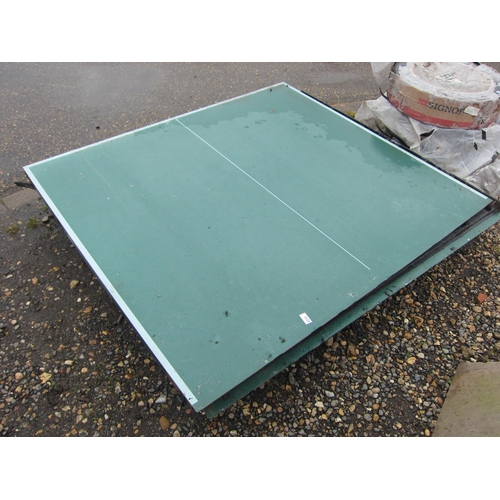 3325 - A two section table tennis table top         (E) £5-8