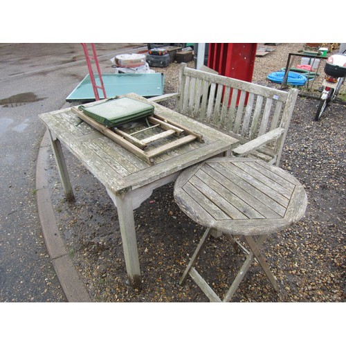 3318 - A hardwood table, bench and drinks table along with a Kreta folding chair