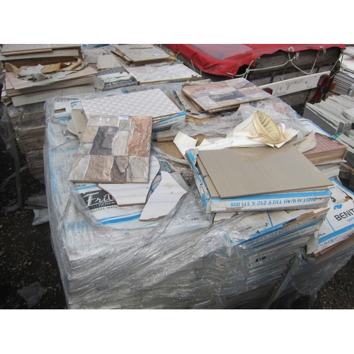 3295 - A pallet of boxed decorative ceramic tiles a/f