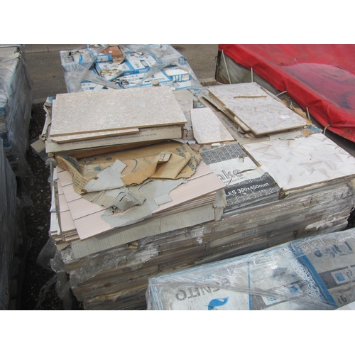 3296 - A pallet of boxed decorative ceramic tiles a/f