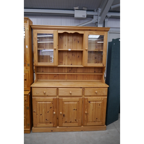 2437 - A pine full height dresser