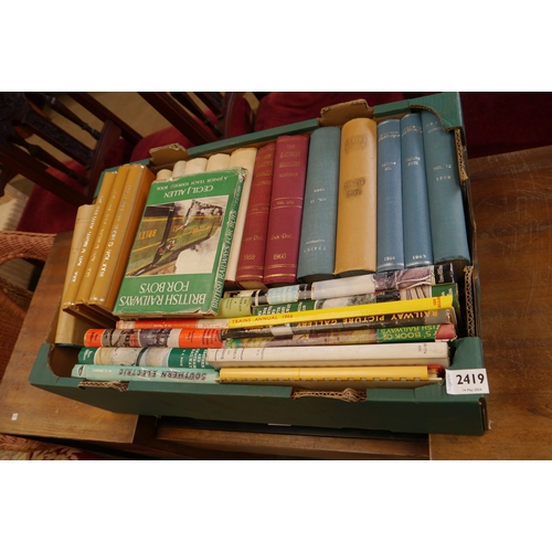 2454 - A box of 1950's railway books   (E)  £5-10