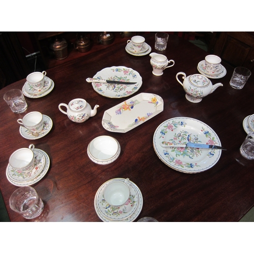 4063 - A quantity of Aynsley ‘Pembroke’ pattern tea ware including teapot, cups and saucers, jug etc.