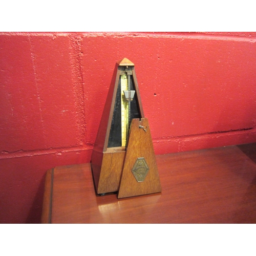 4120 - A French metronome 