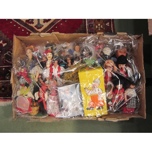 4234 - A box of World tourist dolls with various costumes