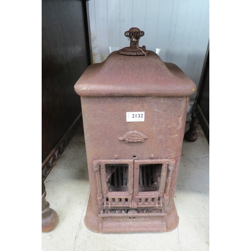 2132 - An iron Tortoise greenhouse stove    (R)  £50