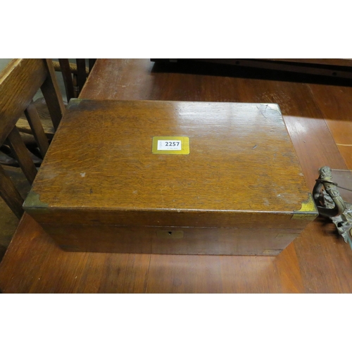 2257 - A Victorian oak writing box   (R)