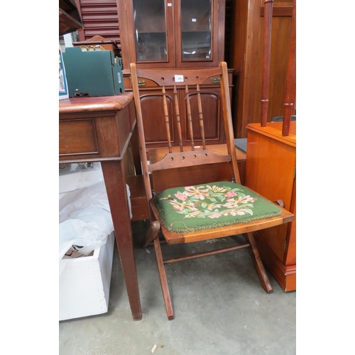 2451 - An Edwardian folding spindle-back chair and a needle point foot stool     (E)  £10-15