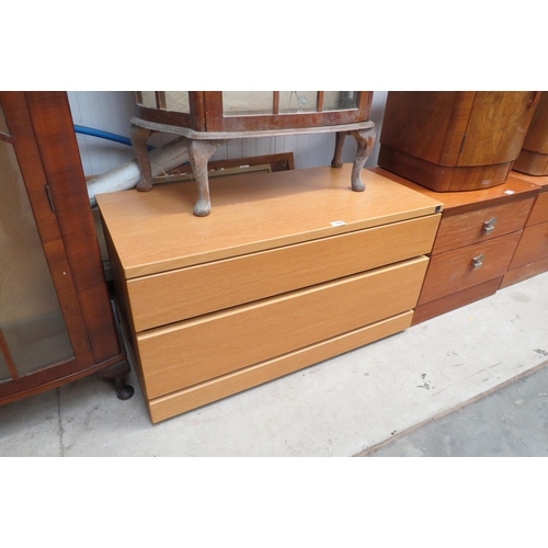 2494 - A light oak Skovby TV stand with under drawer