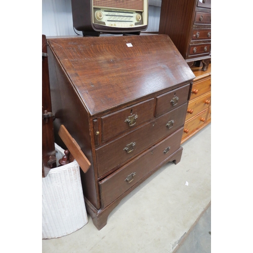 2501 - An oak bureau