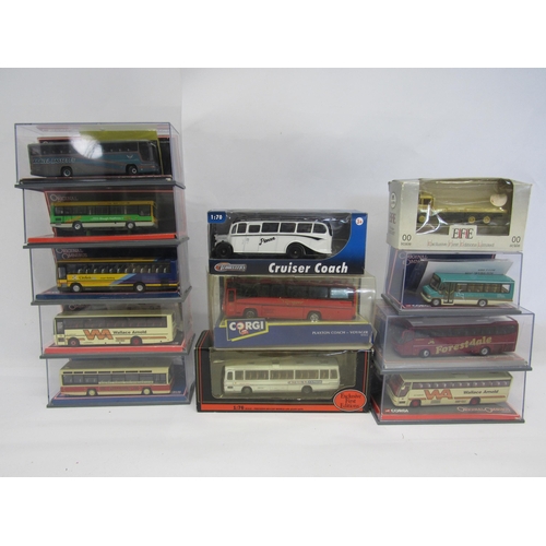 7246 - A collection of boxed/cased diecast model buses and coaches to include EFE (Exclusive First Editions... 