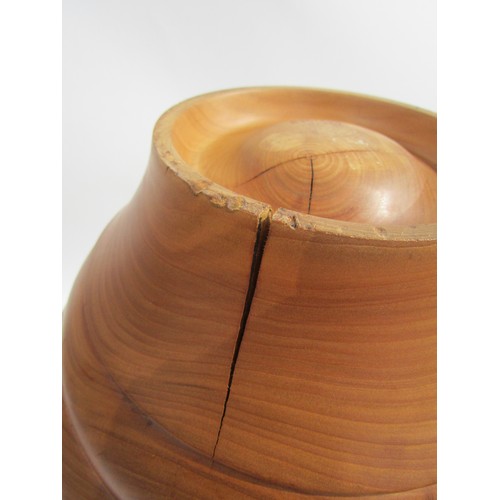 7542 - RICHARD CHAPMAN (b.1951) A large Cherry sculptural vase, turned horizontal banding. Signed to base. ... 