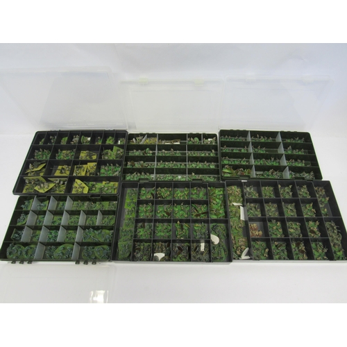 7292 - A collection of hand painted plastic and metal wargames WWII military miniature figures and dioramas... 