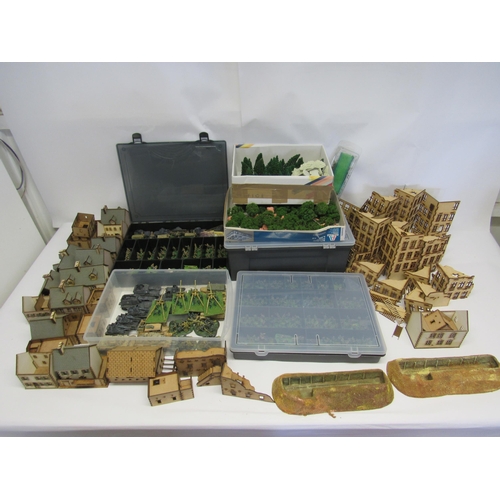 7295 - A collection of WWII themed wargames accessories to include hand painted military figures, plastic k... 