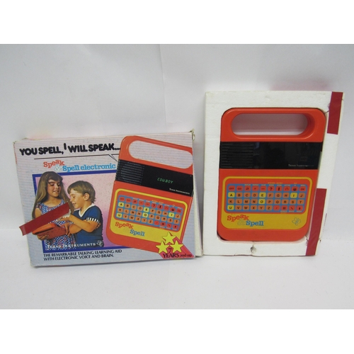 7048 - A Texas Instruments Speak & Spell electronic, in original box (box a/f)