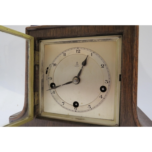 4032 - Gustav Becker Germany early 20th Century Westminster chime mantel clock with silent chime, oak case,... 