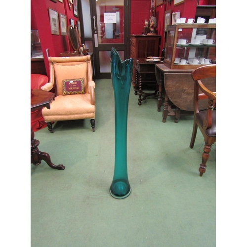 4172 - A green Polish Studio Art glass elongated vase, 108cm at tallest point