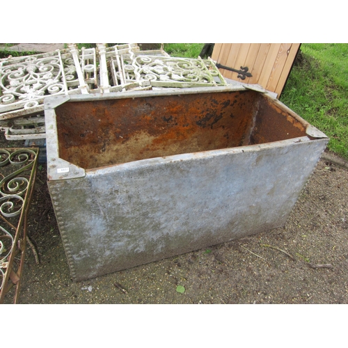 6031 - A riveted galvanised tank, 47