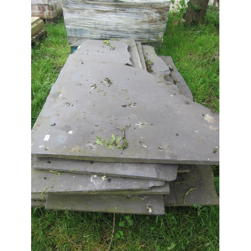 6116 - A pallet of mixed slate slabs, ideal for cutting to table tops      (R) £60