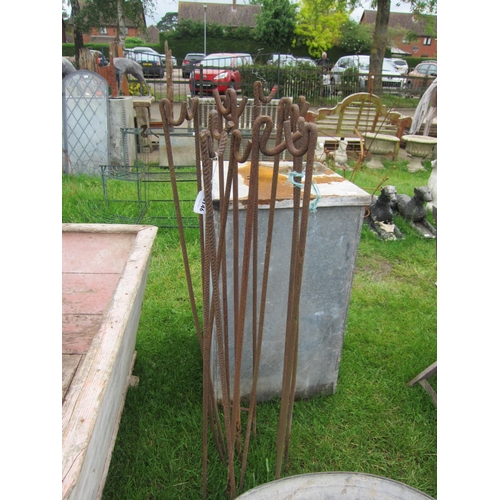 6146 - 14 spike-in fence stakes