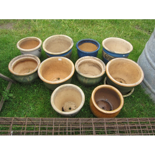 6151 - Ten assorted glazed pots