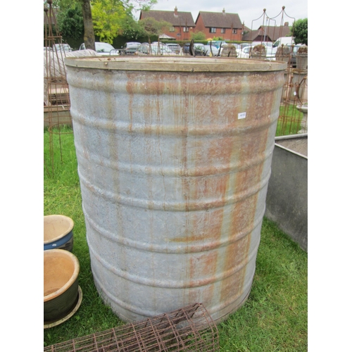 6153 - A round galvanised water tank, 53