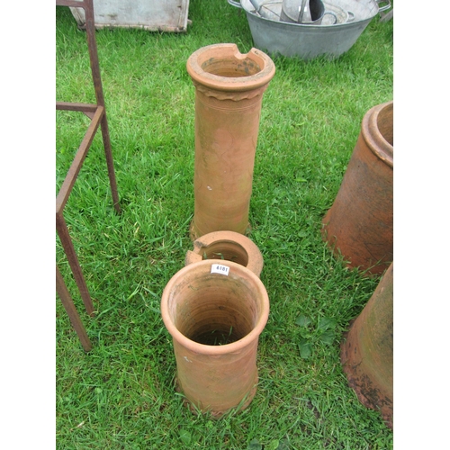 6181 - Three decorative miniature chimney pots